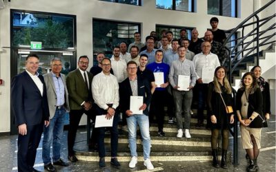 Verabschiedung der erfolgreichen Absolventen des Aufbaubildungsgang Betriebswirtschaft am Berufskolleg Technik Siegen