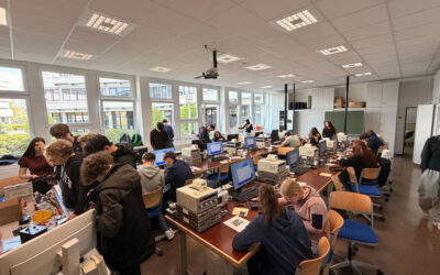 Kooperationsprojekt mit Leuchtkraft: Lichtbox-Projekt verbindet Realschule und Berufskolleg